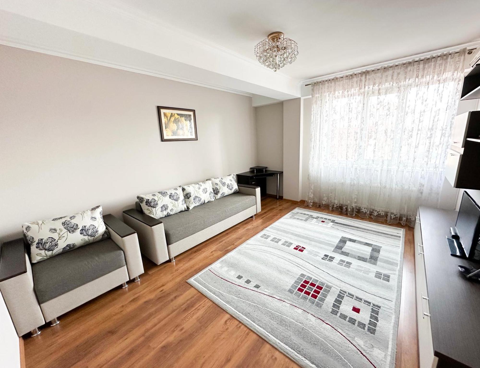 Bright & Quiet 2Room Apartment In City Center Kisinyov Kültér fotó