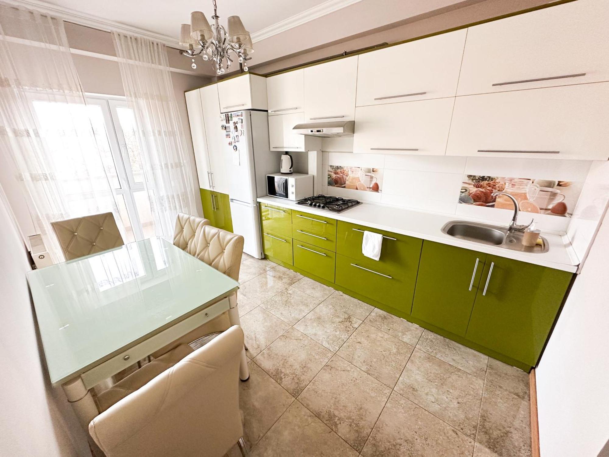 Bright & Quiet 2Room Apartment In City Center Kisinyov Kültér fotó